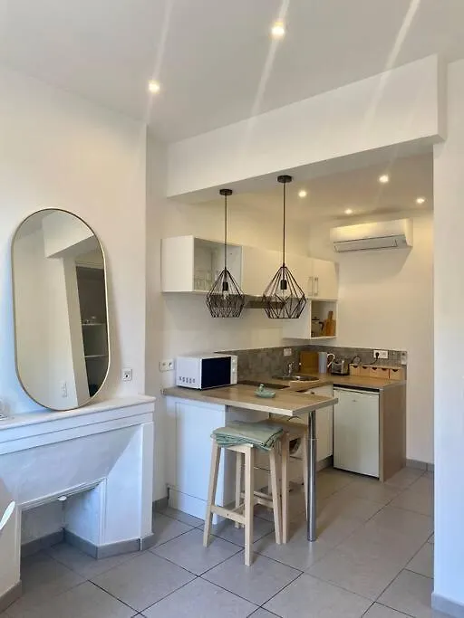 Joli Appartement Tres Proche De La Mer マルセイユ アパート